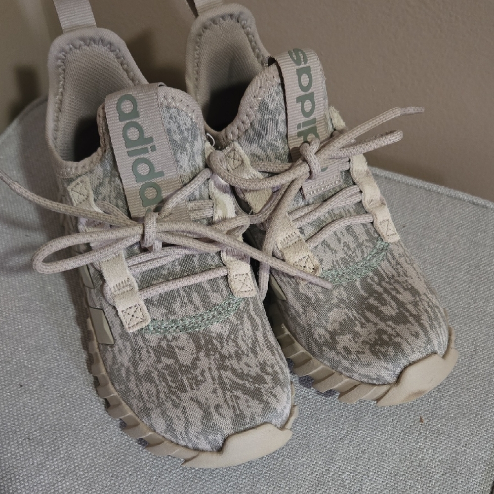 Adidas Kids' Cream and Gray Patterned Sneakers